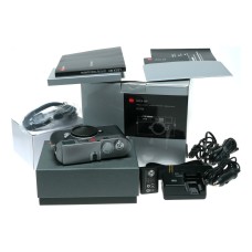 Leica M9 Digital Rangefinder Camera Silver Boxed Complete Kit Sensor damage