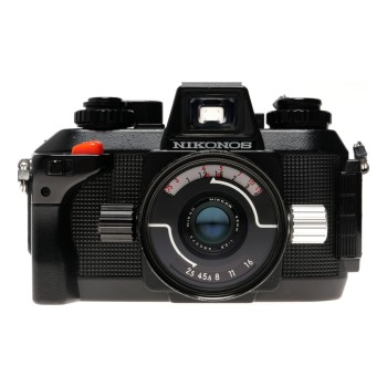 Nikon Nikonos IV-A 35mm Underwater Film Camera 35mm f2.5 Lens
